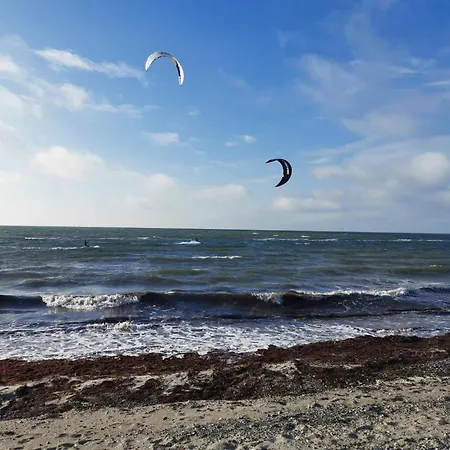 8 Person In Dannemare-by Traum